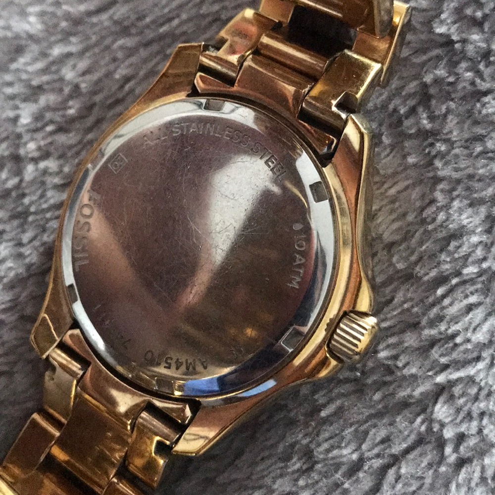 Fossil Stainless Steel/  Gold watch - Picture 4 of 4